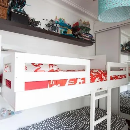 Typical Parisian Flat In Montmartre *